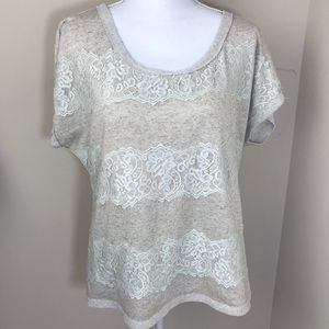 Maurice’s Short Sleeve beige Top with lace detail
